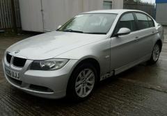 Vindem piese de interior Bmw 320i (E90) 2005