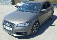 Vindem piese de interior Audi A3 (8P) 2.0tdi