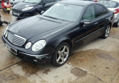 Vindem piese de caroserie Mercedes Clasa E (W211) 2.2cdi