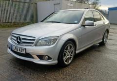 Vindem cute de viteze Mercedes C-Class W204 1.8 Benz