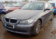 Vindem piese de caroserie BMW 3 (E90) 2.0 Benz