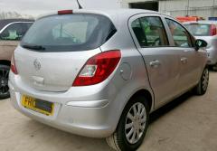 Vindem piese de caroserie Opel Corsa D 1.3 cdti