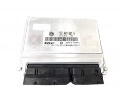 Calculator motor, cod 3B0907557R, 0261208003, VW Passat (3B3), 2.0 benz, ALT (id:550064)