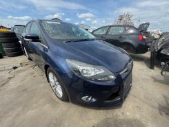 Dezmembrez piese caroserie, motor, cutie viteze, suspensie Ford Focus 3 1.6 TDCI, T3DA.