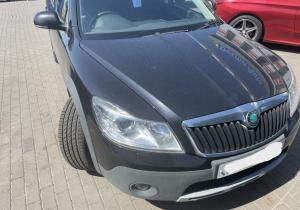 Dezmembrez piese caroserie, motor, cutie viteze, suspensie Skoda Octavia 2 Scout facelift 2.0 TDI 2012, CFH