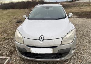 Dezmembrez piese caroserie, motor, cutie viteze, suspensie Renault Megane 3 Combi 1.5 DCI 2010, K9K832