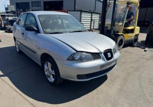 Dezmembrez piese caroserie, motor, cutie viteze, suspensie Seat Cordoba (6L2) 1.4 16V benz, BKY.