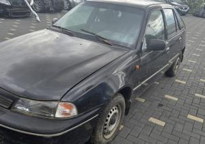 Dezmembrez piese caroserie, motor, cutie viteze, suspensie, Daewoo Cielo, 1.4 benz.