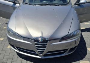 Dezmembrez piese caroserie, motor, cutie viteze, suspensie Alfa Romeo 147 (937) 1.6 16v, AR37203