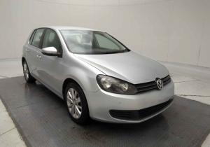 Vindem piese de caroserie si elemente de interior, pentru Vw Golf 6 (5K1) , 1.6 diesel