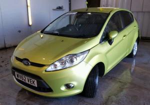 Vindem piese de caroserie Ford Fiesta 1.2benzina