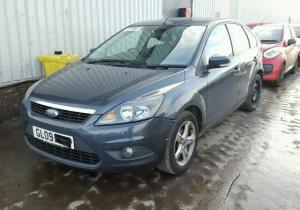 Vindem piese de interior Ford Focus II,1.6benzina