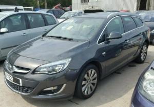 Dezmembrez Opel Astra J Combi toate motorizarile (1.7 CDTI, 2.0 CDTI)