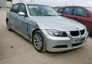 Vindem piese de suspensie BMW 3 (E90) 2.0 Benz