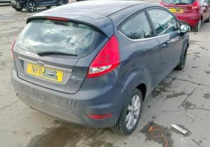 Vindem piese de interior Ford Fiesta 6, 1.25 benz SNJB din dezmembrari