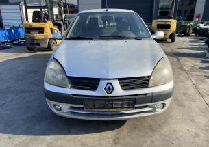 Dezmembrez piese caroserie, motor, cutie viteze, suspensie Renault Clio 2 1.5 DCI 2005, K9K700