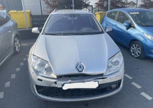 Dezmembrez piese caroserie, motor, cutie viteze, suspensie Renault Laguna 3 Combi 2.0 DCI 2008, M9R742