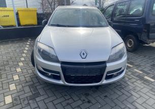 Dezmembrez piese caroserie, motor, cutie viteze, suspensie Renault Laguna 3 2.0 DCI 2010, M9R808