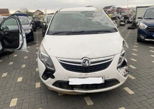 Dezmembrez piese caroserie, motor, cutie viteze, suspensie Opel Zafira C (P12) 2.0 CDTI 2013, A20DTH