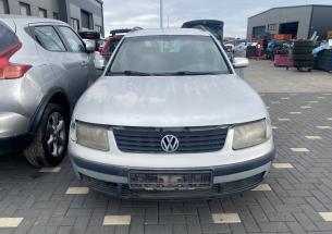 Dezmembrez piese caroserie, motor, cutie viteze, suspensie VW Passat Variant (3B5) 1.9 TDI 2000, ATJ