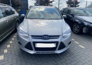 Dezmembrez piese caroserie, motor, cutie viteze, suspensie Ford Focus 3 1.6 TDCI 2013, NGDA