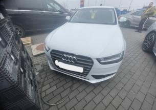 Dezmembrez piese caroserie, motor, cutie viteze, suspensie Audi A4 (8K2, B8) facelift 2.0 TDI, CJC.