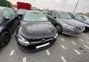 Dezmembrez piese caroserie, motor, cutie viteze, suspensie Vw Golf 7 (5G1) 1.6 TDI, CLH.