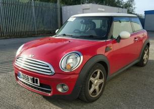 Dezmembrez Mini Cooper (R50, R53) toate motorizarile (1.6 diesel, 1.6 benz)