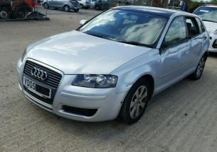 Vindem piese de interior Audi a3 8p, 2.0tdi