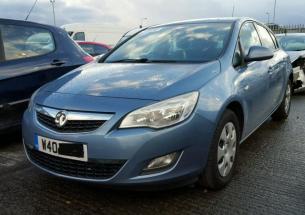 Vindem piese de motor Opel Astra J, 1.7cdti 2010