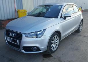 Vindem piese de interior Audi A1, 1.6tdi CAYC