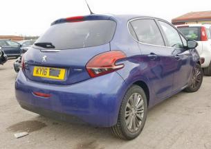 Vindem cutie de viteze Peugeot 208, 1.2 BENZ