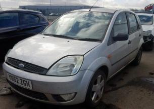 Vindem piese de interior Ford Fiesta 5, 1,4 BENZ FXJA din dezmembrari