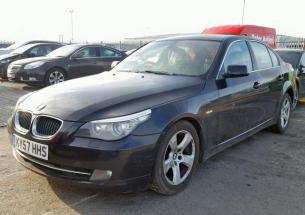 Vindem piese de caroserie Bmw 5 (E60) 2.0 d