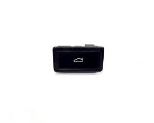 Buton softclose portbagaj, cod 3C0959831A, Vw Passat Variant (3C5) (id:533055)