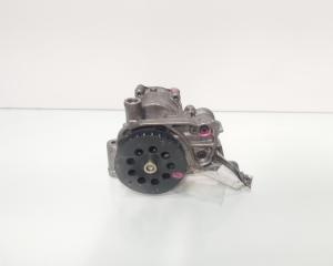 Pompa ulei, cod 04L145208D, VW Golf 7 Variant (BA5), 1.6 TDI, CLH (idi:636538)