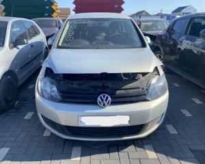 Dezmembrez piese caroserie, motor, cutie viteze, suspensie VW Golf 6 Plus 1.6 TDI 2011, CAYC