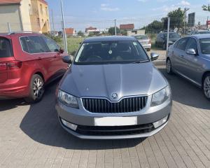 Dezmembrez piese caroserie, motor, cutie viteze, suspensie Skoda Octavia 3 (5E3) 1.6 TDI 2014, CLH