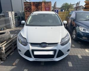 Dezmembrez piese caroserie, motor, cutie viteze, suspensie Ford Focus 3 1.0 Ecoboost