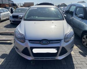 Dezmembrez piese caroserie, motor, cutie viteze, suspensie Ford Focus 3 1.6 TDCI 2011, T1DA