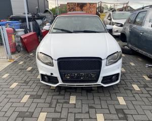 Dezmembrez piese caroserie, motor, cutie viteze, suspensie Audi A4 Cabriolet (8H7) 2.5 TDI 2003, BFC