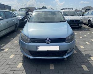 Dezmembrez piese caroserie, motor, cutie viteze, suspensie VW Polo (6R) 1.2 TDI 2010, CFWA