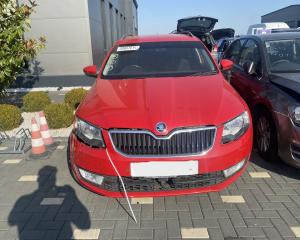 Dezmembrez piese caroserie, motor, cutie viteze, suspensie Skoda Octavia 3 Combi (5E5) 2.0 TDI 2014, CKFC