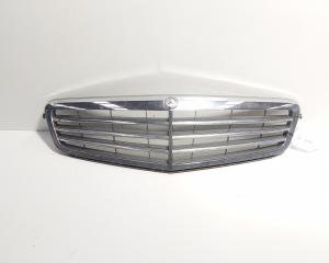 Grila bara fata centrala sus, Mercedes Clasa C (W204) (id:677106)
