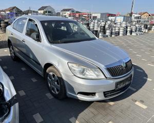 Dezmembrez piese caroserie, motor, cutie viteze, suspensie, Skoda Octavia 2 (1Z3) facelift, 1.6 TDI, CAYC.