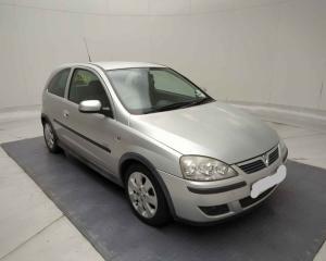 Vindem piese de caroserie si elemente de interior, pentru Opel Corsa C (F08, F68), 1.4 benz