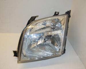 Far dreapta, Ford Fusion (JU)  (id:110747)