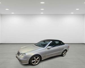 Vindem piese de caroserie si elemente de interior, pentru Mercedes CLK Cabriolet (A209), 3.2 benz