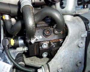 Pompa inalta Opel Astra H, 1.9cdti, 0445010128