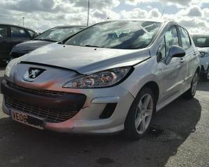 Vindem piese de interior Peugeot 308, 1.6benzina